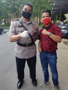 Ketua Pewarta Polrestabes Medan Chairum Lubis SH bersama Kapolrestabes Medan Kombes Riko